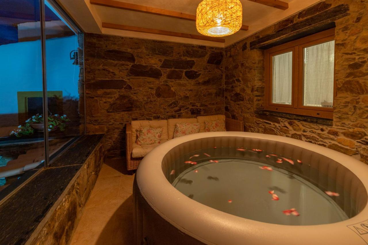 O Palheiro - Vista Panoramica E Jacuzzi Pension Sobreira Formosa Buitenkant foto