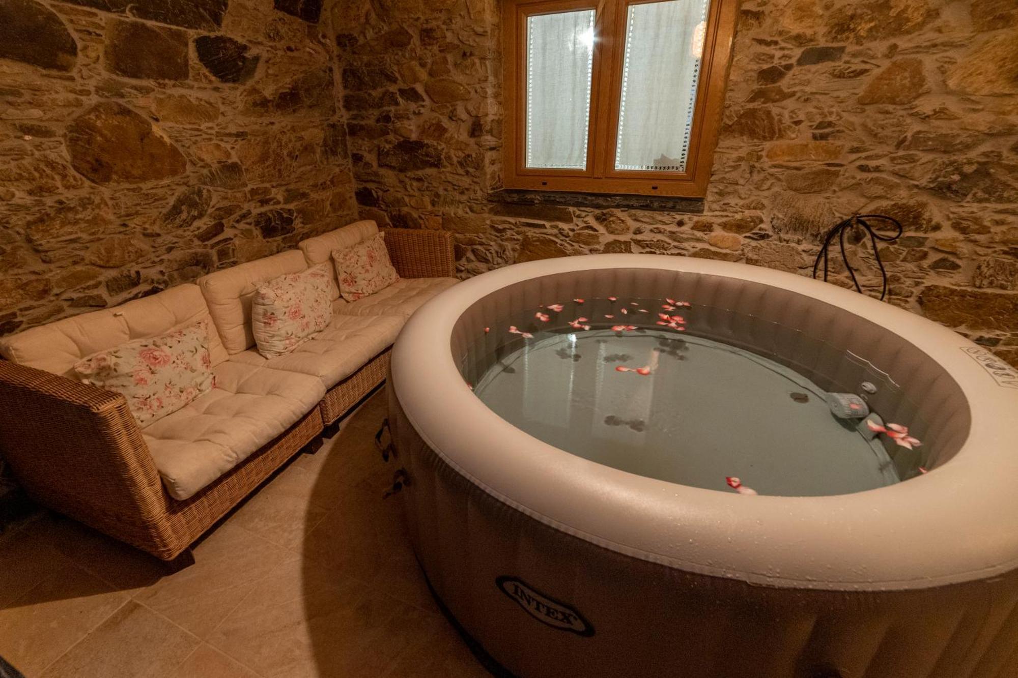 O Palheiro - Vista Panoramica E Jacuzzi Pension Sobreira Formosa Buitenkant foto